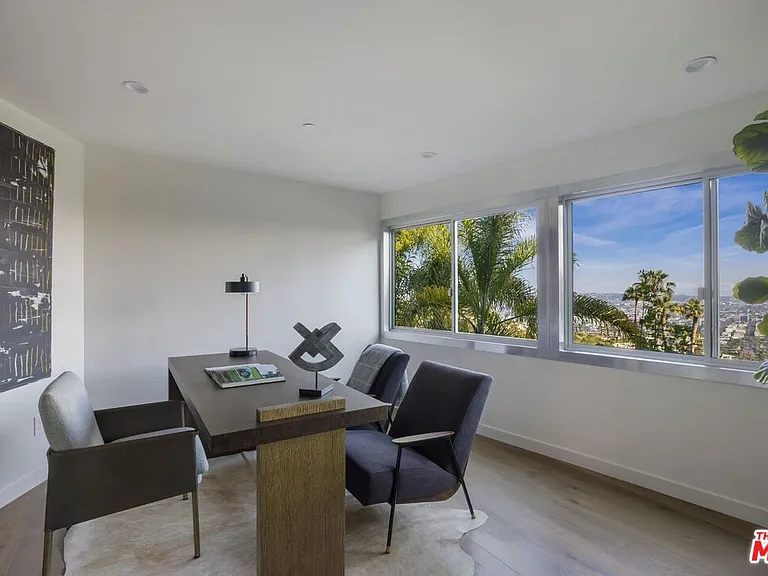 Kinglet Dr — Photo 18