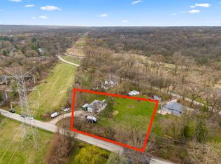 8800 Elm Ave, Burr Ridge, IL 60527