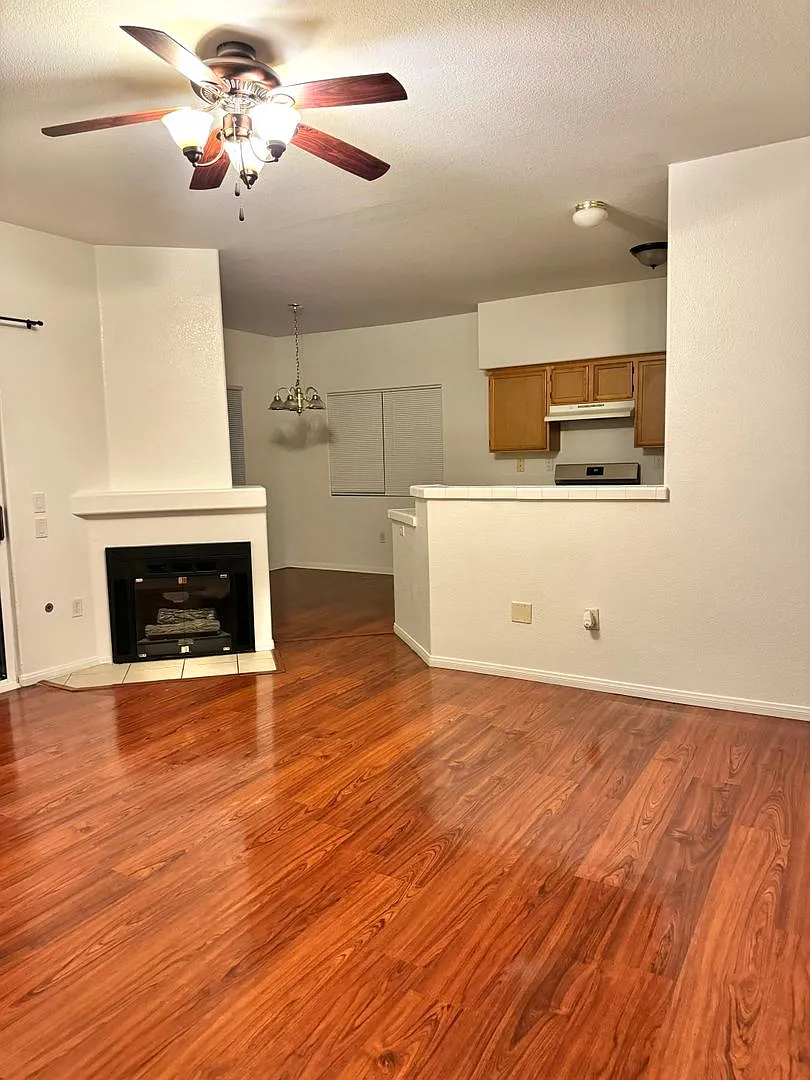 2-bedroom unit with a Pool View!! — Photo 3