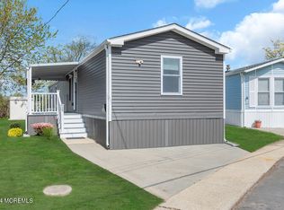 29 Bayshore Mobile Mnr, Hazlet, NJ 07730