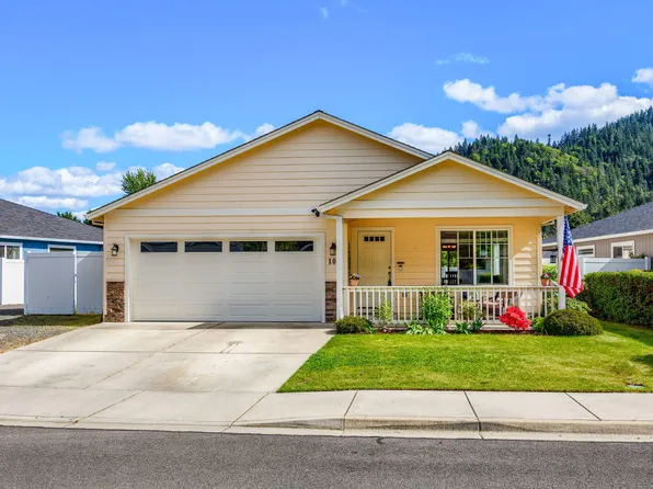 109 Sienna Way, Rogue River, OR 97537