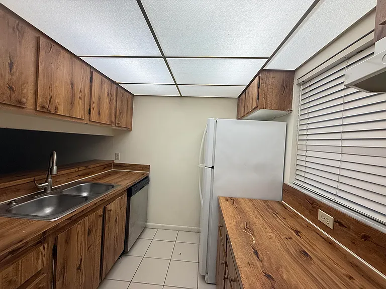 3213 NW 103rd Ter #107-C — Photo 9