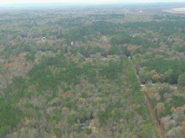 1 County Road 129, Liberty, TX 77575