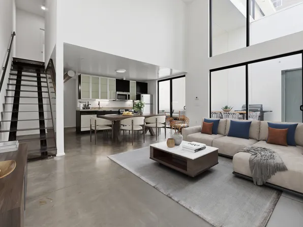 1737 Chalmers St #106E, San Diego, CA 92103
