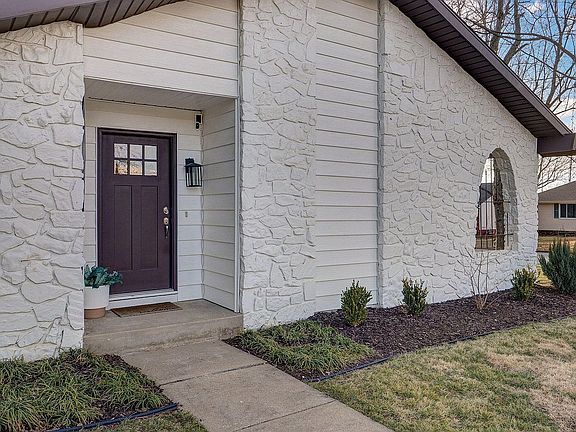 2nd image of 4094 S Eaton Ave