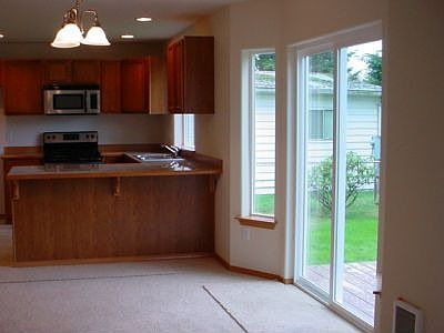 5th image of 21837 130th St E