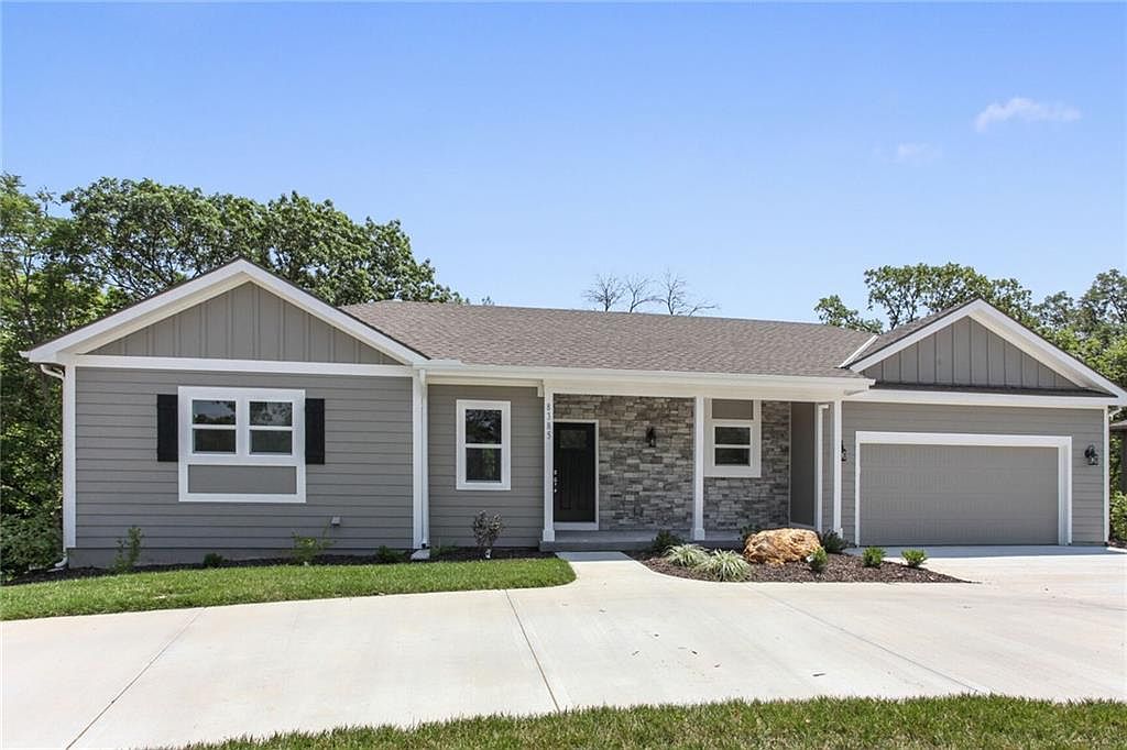 8385 Kill Creek Rd, De Soto, KS 66018 MLS 2430819 Zillow