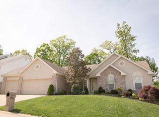 279 Romaine Spring Vw, Fenton, MO 63026