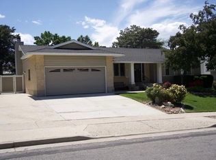 8714 S Piper Ln, Sandy, UT 84093