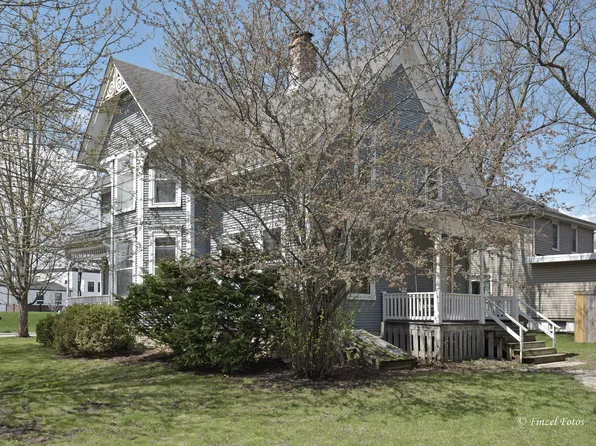 11120 S Church St APT 1, Huntley, IL 60142