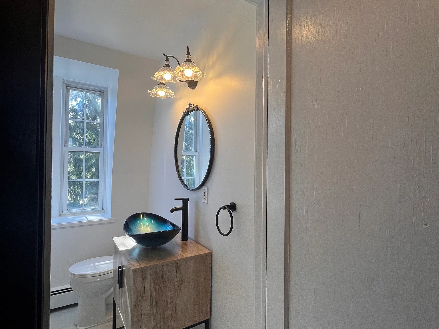 2 bed, 890 sqft, $2,950 — Photo 3