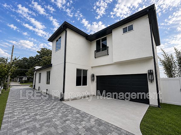 3rd image of 722 Ellwood Ave