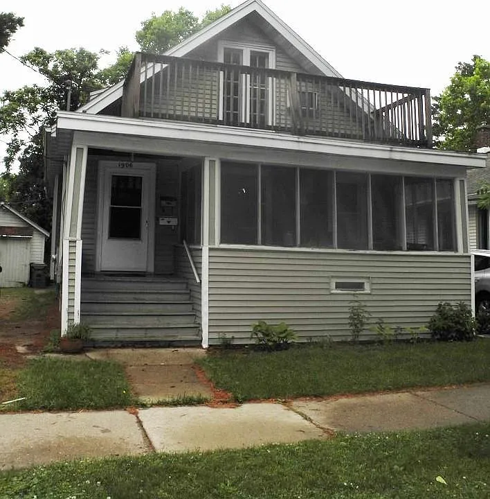 1906 E Mifflin St #2