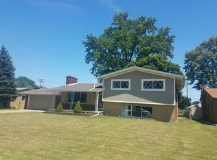 32886 Winnie Ave, Warren, MI 48093