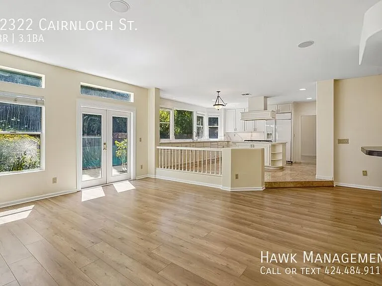 22322 Cairnloch St — Photo 19