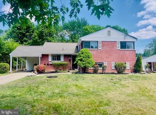 5907 Camberly Ave, Springfield, VA 22150