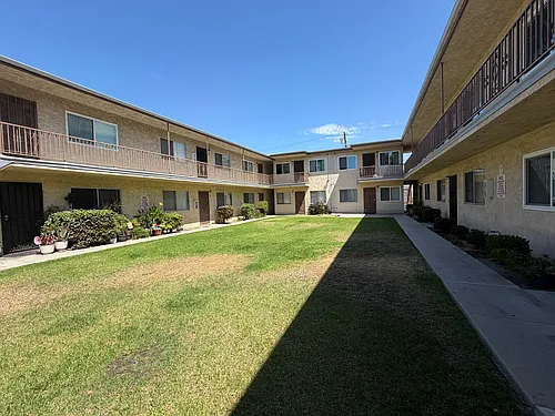 2705 E. Spaulding Photo 1