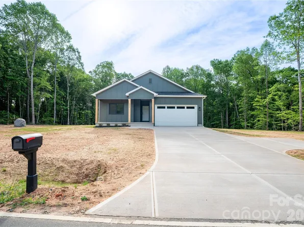 2426 Puetts Chapel Rd, Bessemer City, NC 28016