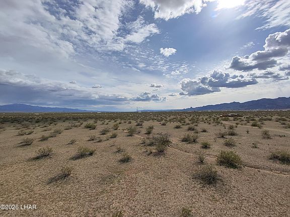 4th image of 2034 S Concho Rd