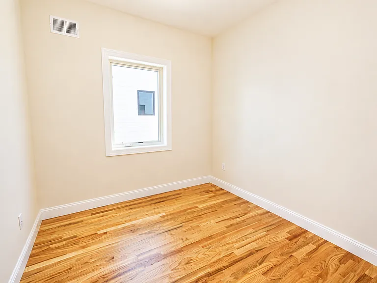 280 Eltingville Blvd #1 — Photo 9