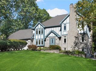 20 Buckboard Dr, Cumberland, RI 02864