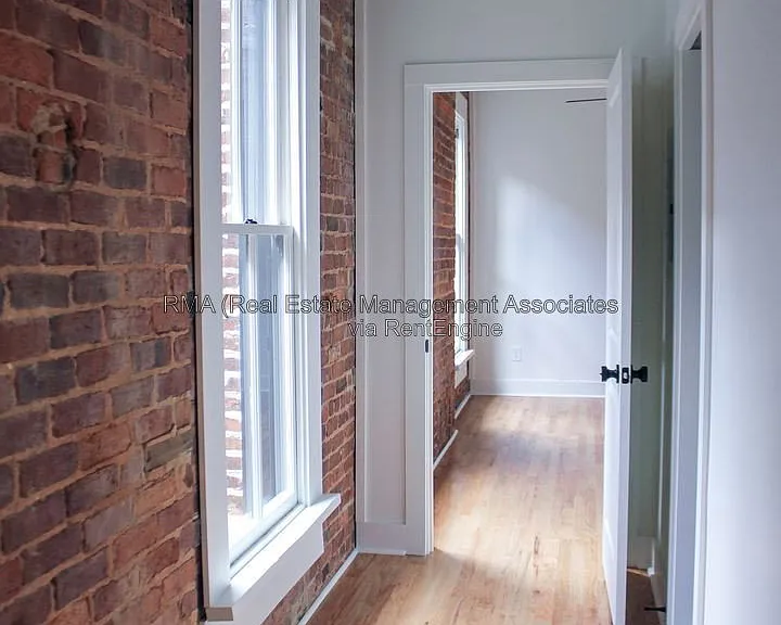 4 Zebulon St #2C — Photo 6
