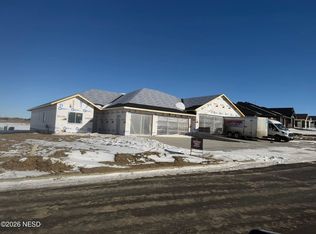 551 Kaylee Ct, Watertown, SD 57201
