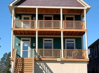 180 S Channing St, Elgin, IL 60120