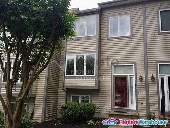 2914 Port View Ct — Photo 1