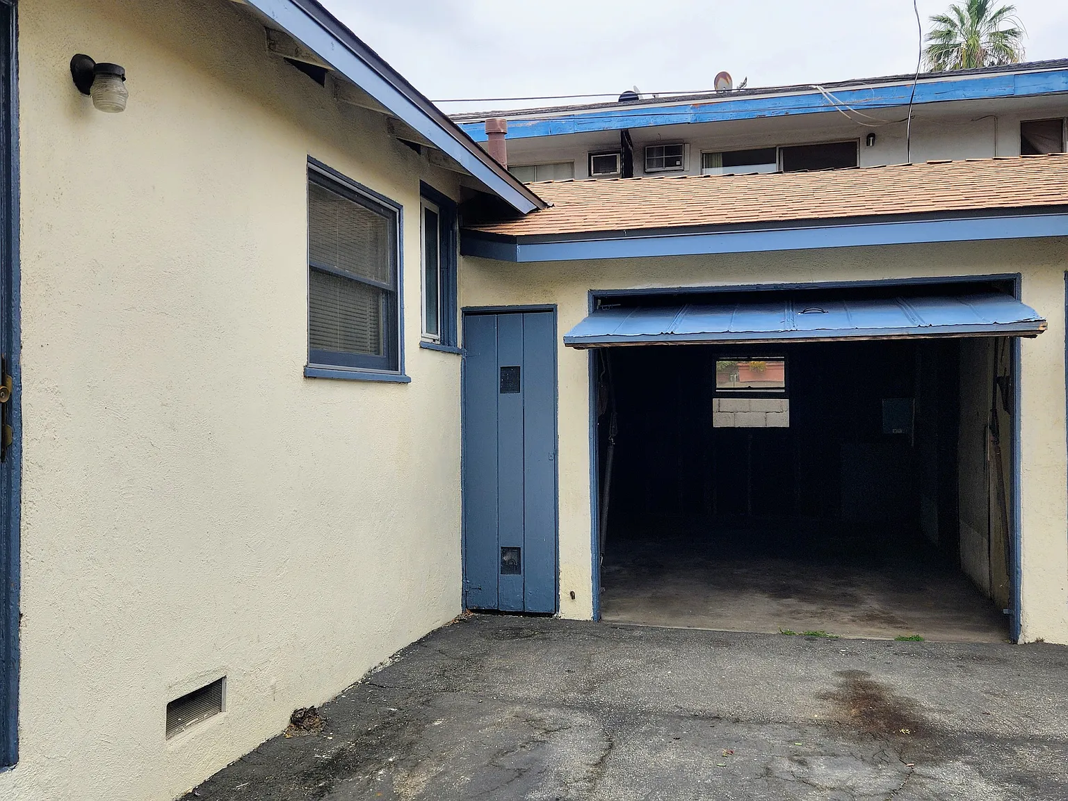 2 bed, $2,500 — Photo 3