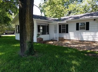 209 N Skaggs Rd, Clarksville, AR 72830