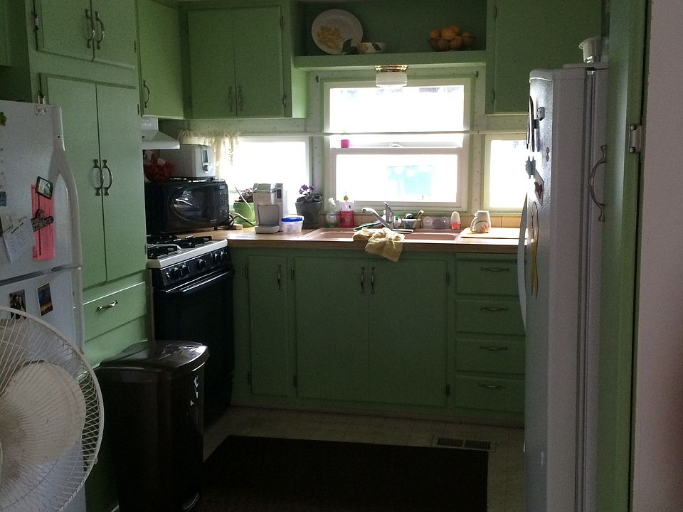 2nd image of 3950 Coburg Rd Space 41