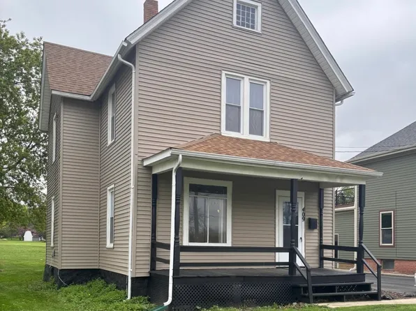 409 Washington St, Woodstock, IL 60098