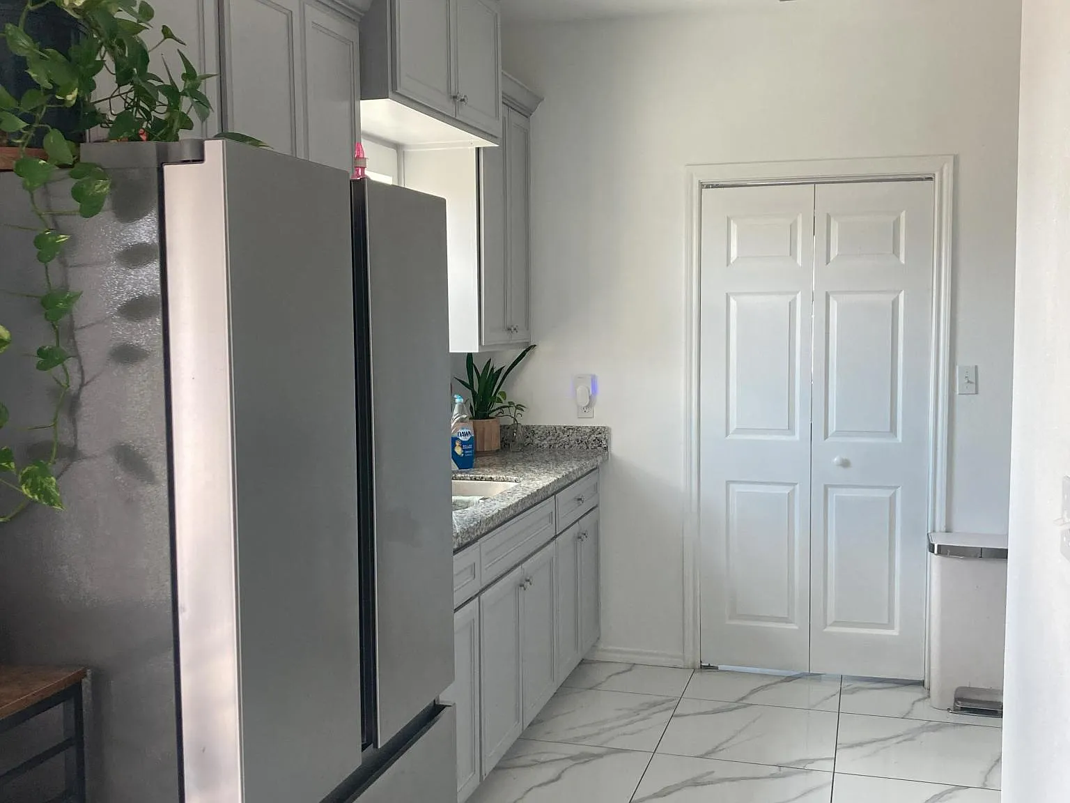 3 bed, 1200 sqft, $1,650 — Photo 4