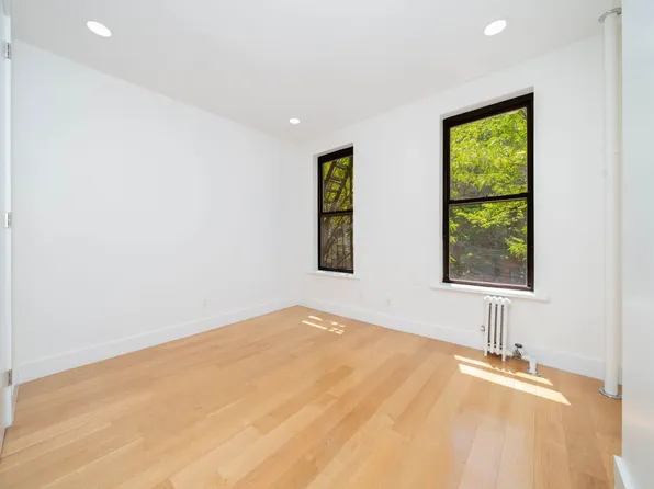 421 East 81st Street image 1 of 14