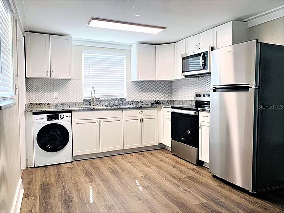 3rd image of 3805 W Leona St APT C
