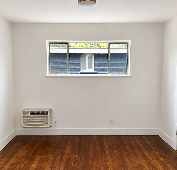 2712 Oakcliff St #4 — Photo 17