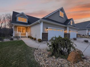 4022 Stoneridge Dr, Jackson, MI 49203