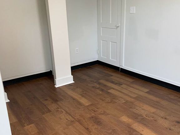 3rd image of 4502 Liberty Ave #10753682
