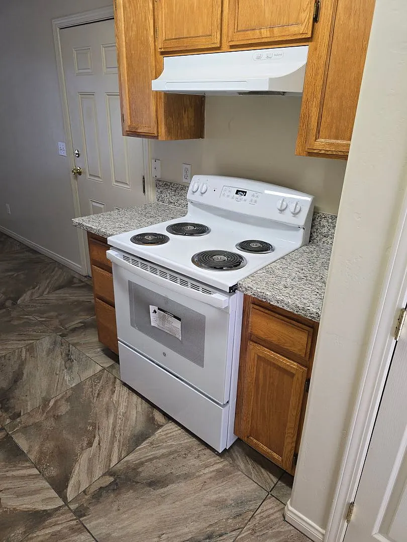 Apartment — Photo 2