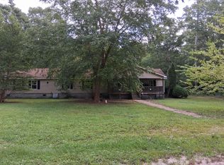 7517 Three Hickories Ln, Gloucester, VA 23061