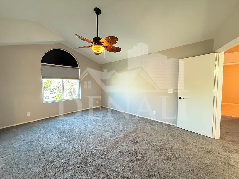 1114 S Surfside Dr — Photo 12