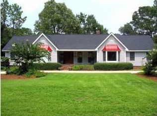 554 Longleaf Dr, Walterboro, SC 29488
