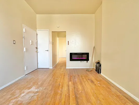 Rented by Doorway NYC, LLC | media 17