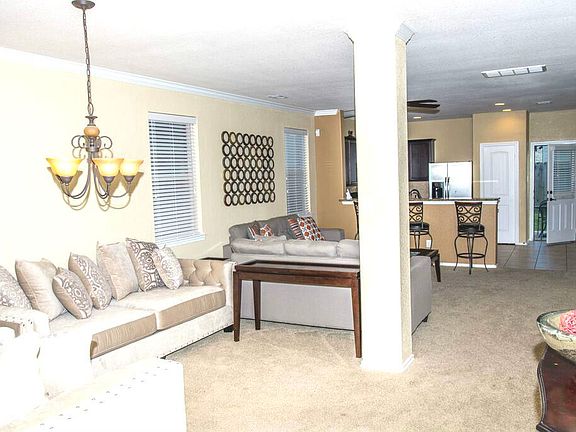 5th image of 1747 Thornhollow Dr