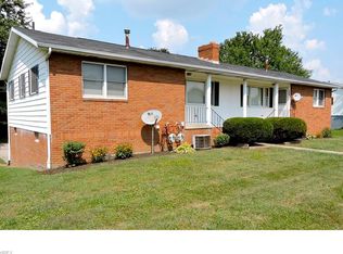 107 Taff Cir, Louisville, OH