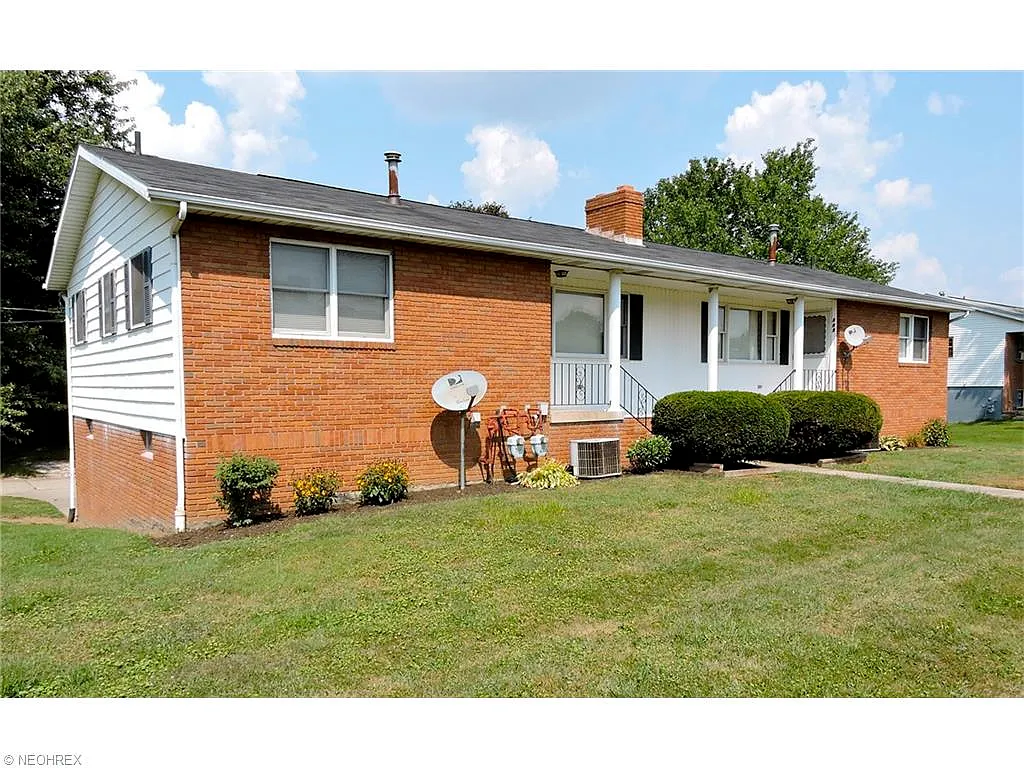 107 Taff Cir photo 1