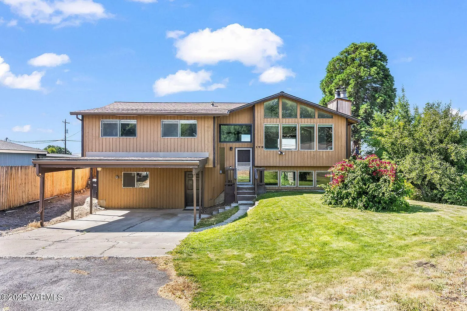 172 Terrace Park Dr photo 1