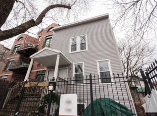 2424 W Iowa St #3F5, Chicago, IL 60622