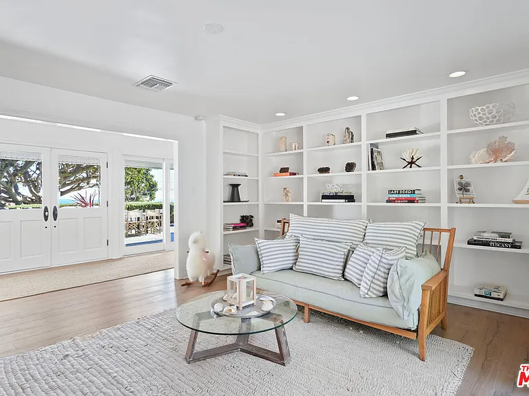 29225 Cliffside Dr — Photo 13